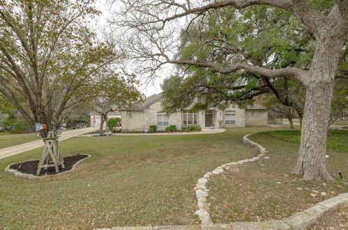 325 Allen Cir, Georgetown, TX 78633-1940