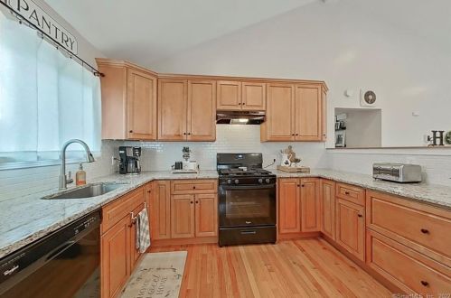 30 Notch Rd, Granby CT  06035-1514 exterior