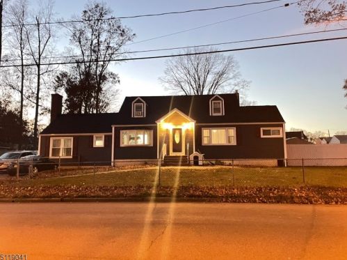 457 Woodbridge Ave, Avenel, NJ 07001-1322