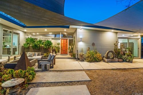 5177 Carlingford Ave, Riverside CA  92504-1309 exterior