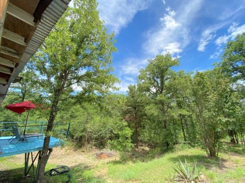 182 Hidden Oaks Loop, Webberville, TX 78621-5562