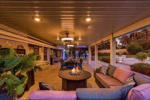 1678 Southport Dr, Riverside CA  92506-5449 exterior