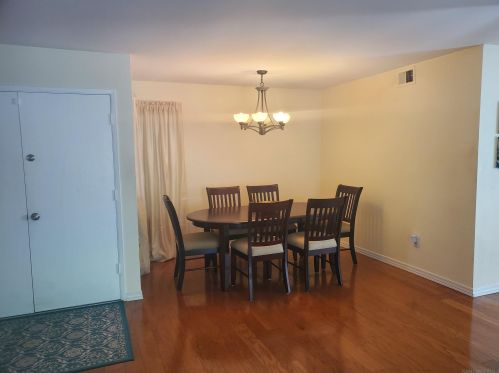 10170 Halberns Blvd, Santee, CA 92071-1442