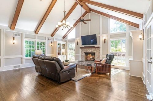 425 Breakwater Rdg, Atlanta GA  exterior