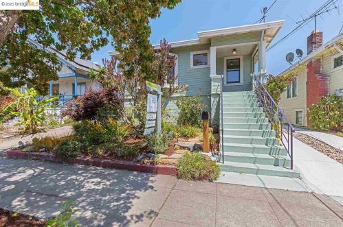2737 Mathews St, Berkeley, CA 94702-2244