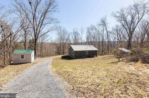 2694 Clarence Taylor Rd, Springfield WV  26763 exterior