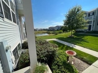 1597 Windward Dr, Pingree Grove IL  60140-2061 exterior