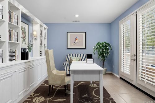 1531 Lincoln Ave, Anaheim, CA 92805-2221