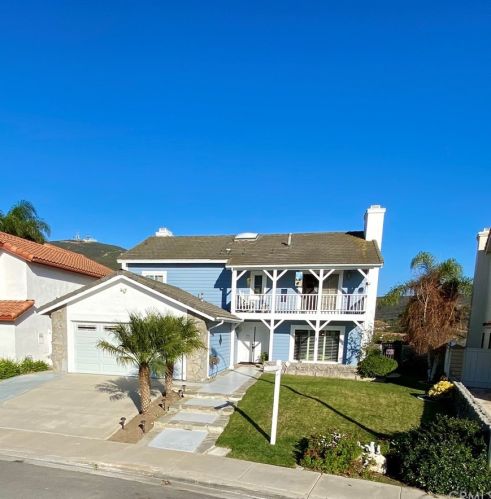 13953 Mennonite Pt, San Diego, CA 92129-3135