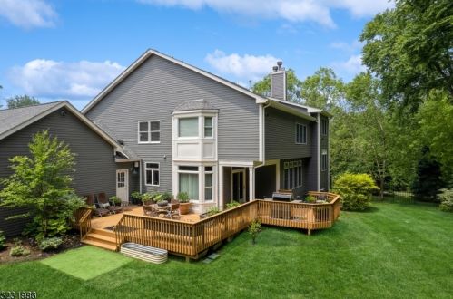 2 Sherwood Ct, Dover NJ  07869-2624 exterior