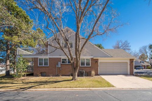 7162 Poplar St, Englewood CO  80112-1636 exterior