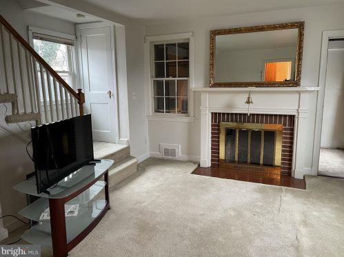 233 University Blvd, Silver Spring MD 20901-1944 exterior