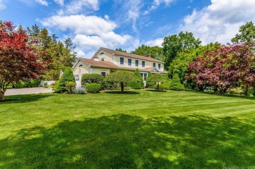 10 Ryders Ln, Wilton, CT 06897-1721