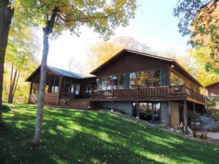 7948 Templer Point Dr, Shingobee, MN 56484-2680