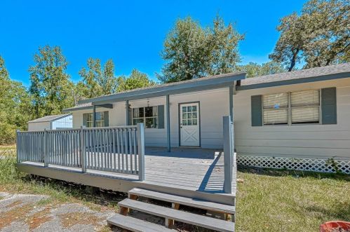 16723 Lk Cir, Conroe TX  77302-5343 exterior