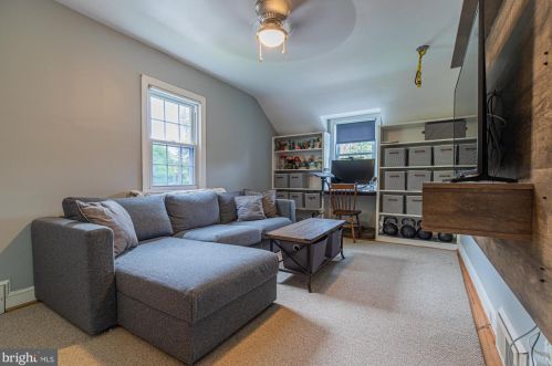 200 Normandy Dr, Silver Spring MD 20901-3030 exterior