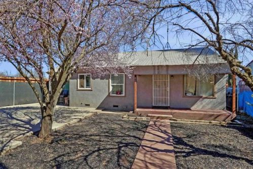 805 Colorado Ave, Modesto, CA 95351-3804