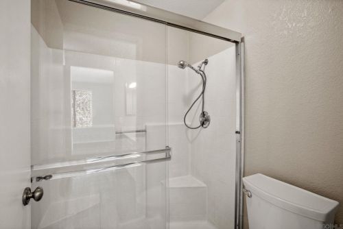 7478 Altiva Pl, Carlsbad CA  92009-6415 exterior