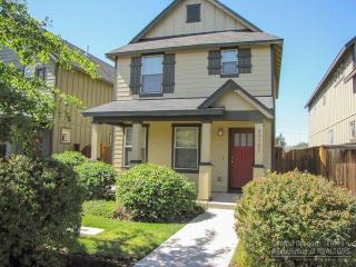 63101 De Haviland Ct, Bend, OR 97701-7059