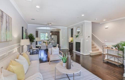 475 Chagall St, Mountain View, CA 94041-1692