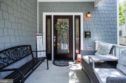 232 Elm Ave, Tavistock NJ 08033-2535 exterior