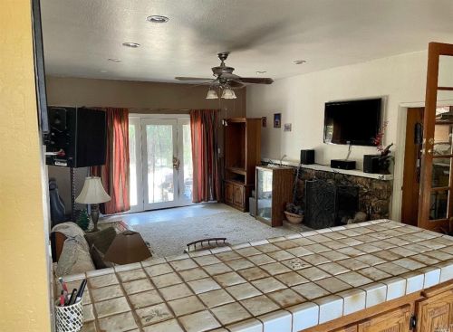 4279 Satinwood Dr, Concord CA  94521-1226 exterior