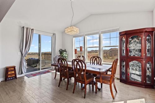 7370 Old Hammer Way, Aurora CO  80016-6115 exterior