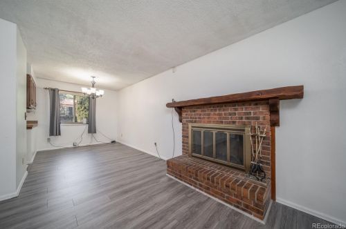 1549 Evanston St, Aurora CO 80012-5714 exterior