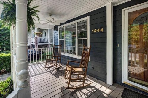 1444 Cartecay Dr, Atlanta GA  30319-3462 exterior