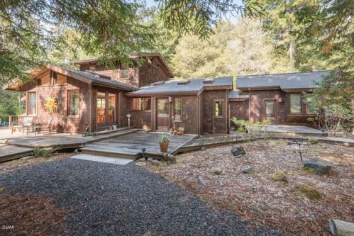 7961 Outlaw Springs Rd, Mendocino, CA 95460-9614