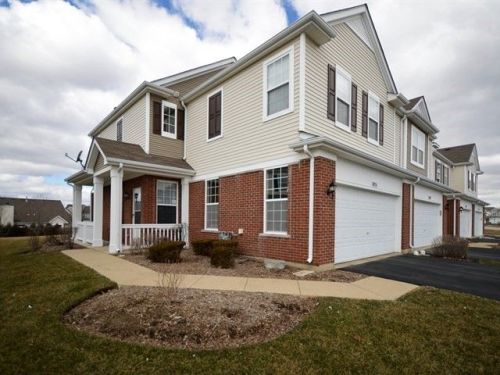 1051 Heron Cir, Joliet, IL 60431-8889