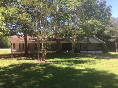 197 Hoadley Rd, Crossroads, MS 39470