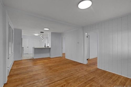 11 Frederick St, Killingly CT  06239-2709 exterior