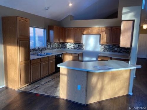 9888 113th Ave, Henderson, CO 80640-9370