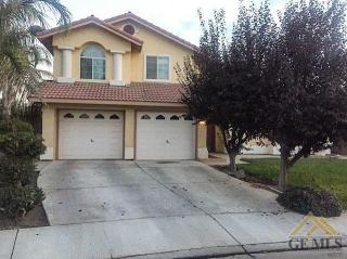 2434 Venice Dr, Delano, CA 93215-9243
