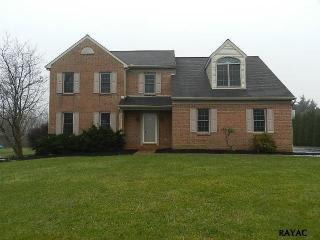 1475 Hambiltonian Way, York, PA 17404-9184