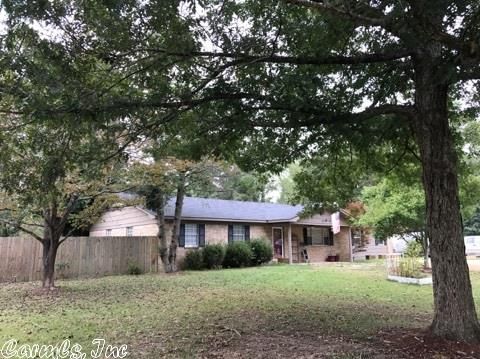 4815 Lexie Ln, Bauxite, AR 72011-9573