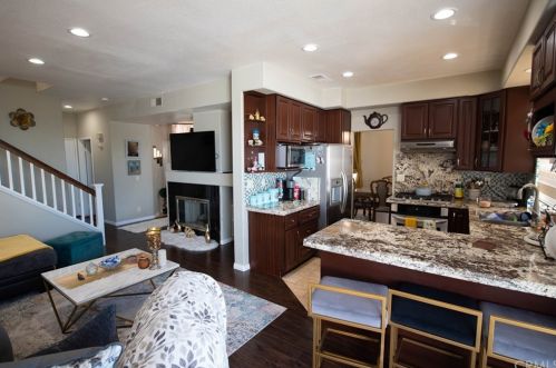 997 Dylan Way, Anaheim CA  92808-1519 exterior