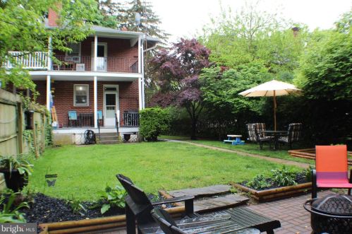 1309 Rose Ave, Lancaster PA  17601-4323 exterior