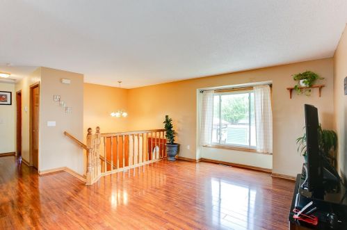 1136 Polk St, Prior Lake, MN 55379-1905