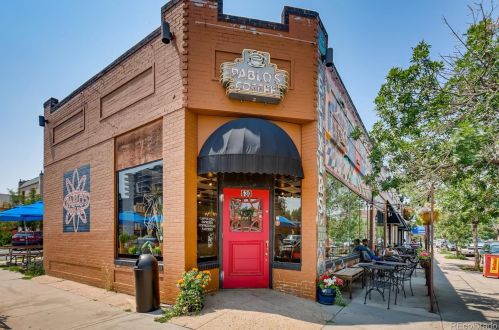 704 Pearl St, Denver CO  80203-3705 exterior