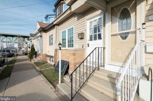 408 Broadway, Gloucester, NJ 08030-1003