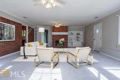 1888 King Charles Rd, Atlanta, GA 30331-4910
