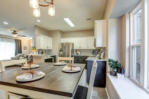 1320 Riley Dr, Carrollton TX 75007-1140 exterior