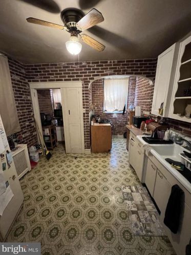 6149 11th St, Philadelphia, PA 19141-3317