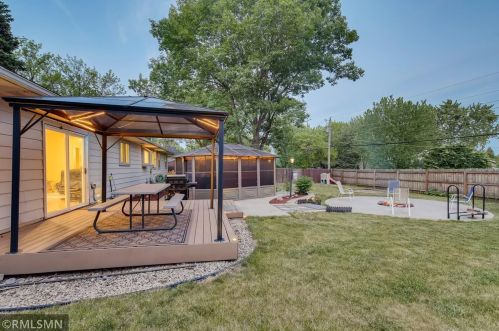 248 150th St, Saint Paul MN  55124-6718 exterior