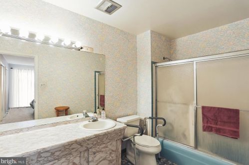 12313 Palermo Dr, Silver Spring MD 20904-1849 exterior