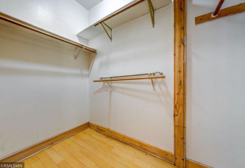 190 Charles Ave, Saint Paul MN  55103-2029 exterior