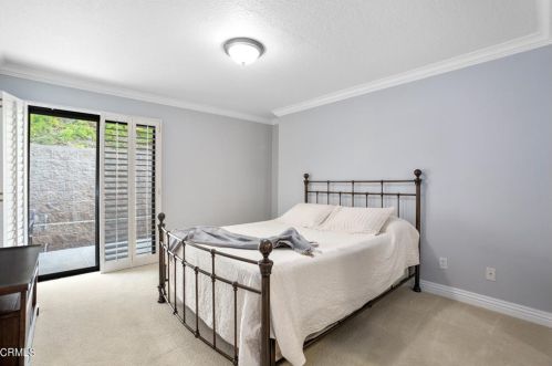 2036 Montecito Dr, Glendale CA  91208-1824 exterior
