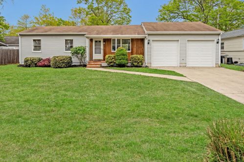 1605 Beverly Rd, Lacey, NJ 08731-3328